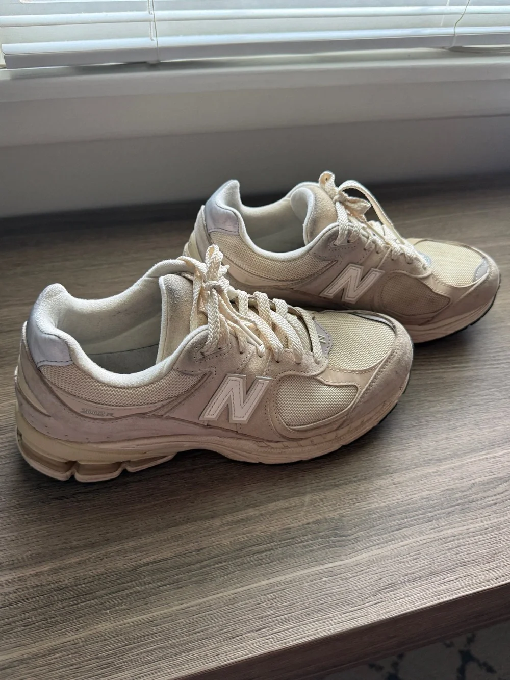 New Balance 2002R Cream Suede & Mesh Sneakers Men’s 8.5/Womens 10
